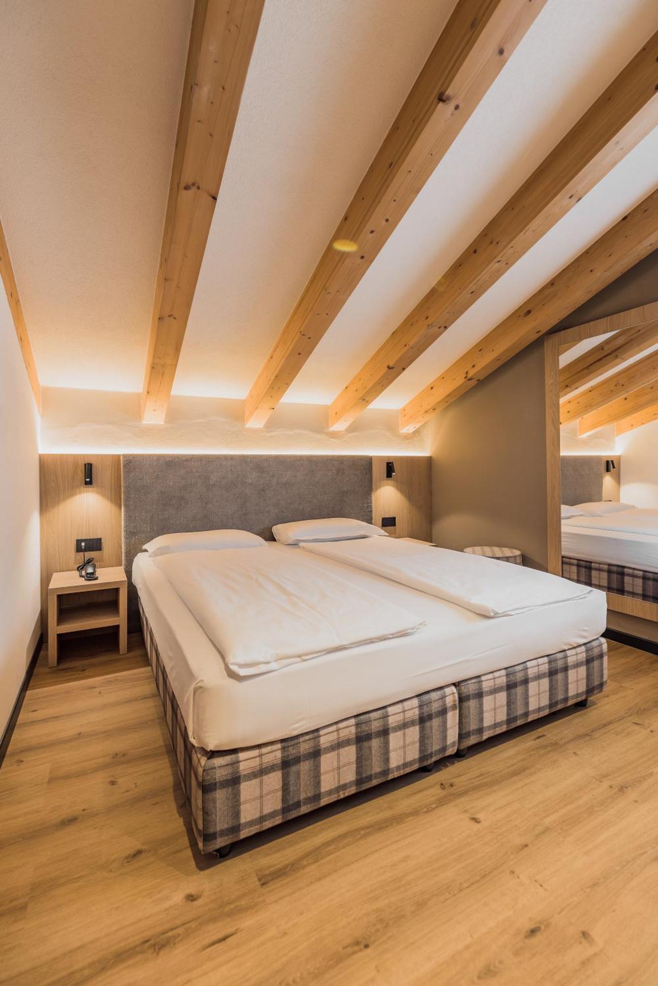 Hotel Montanara Ziano di Fiemme Esterno foto