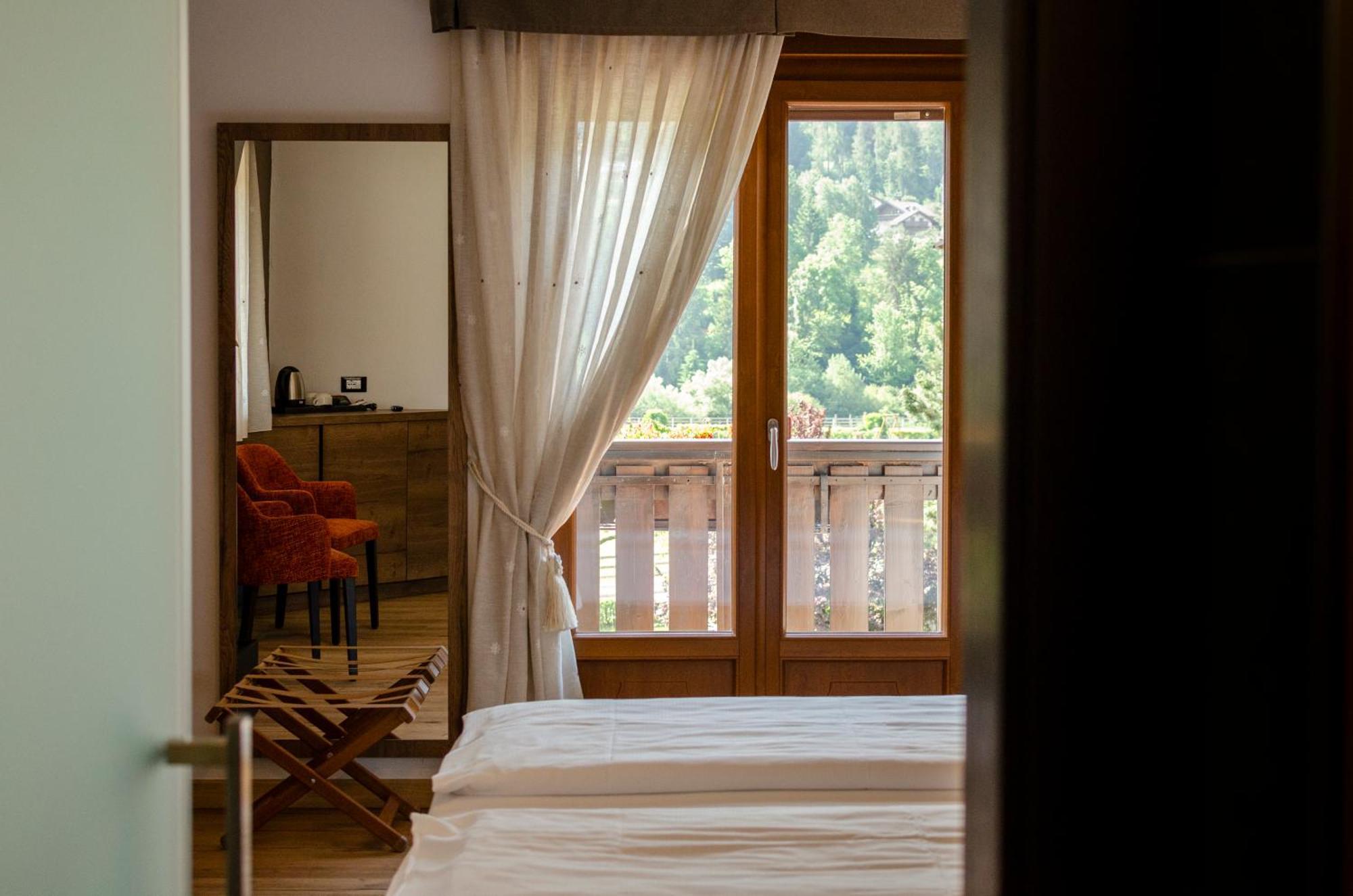 Hotel Montanara Ziano di Fiemme Esterno foto