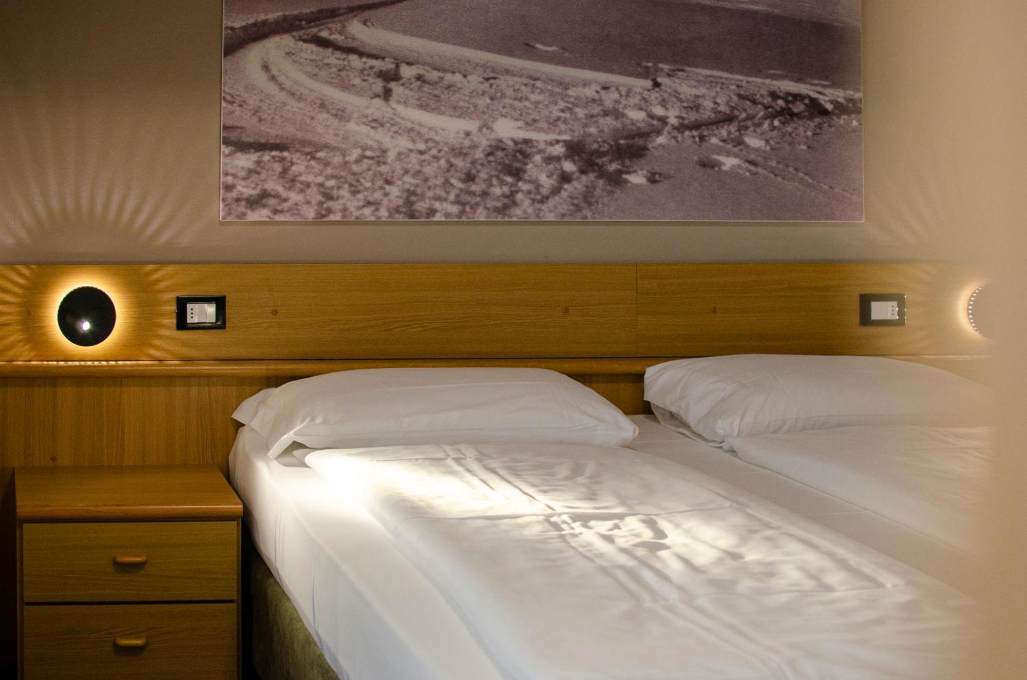 Hotel Montanara Ziano di Fiemme Esterno foto